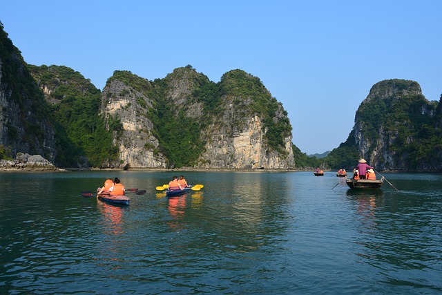 ha-long-bay-g78f25b324_640